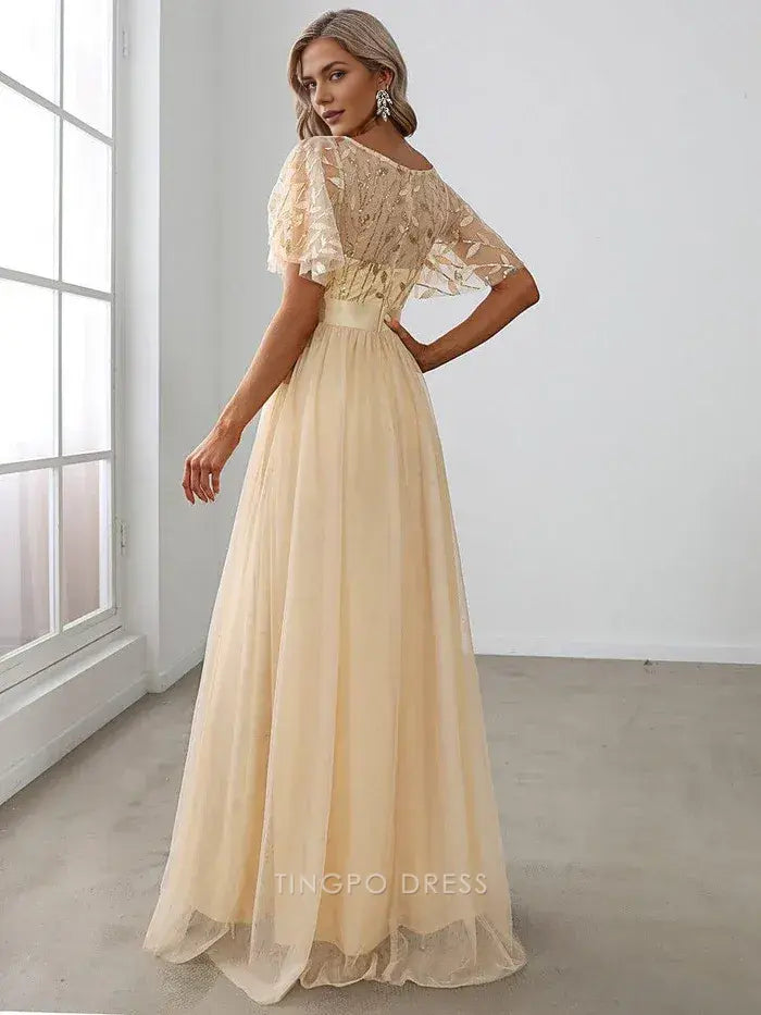 Elegant Plus Size Women's A-Line Sequin Leaf Maxi Prom Dress with Sleeves Prom Dress